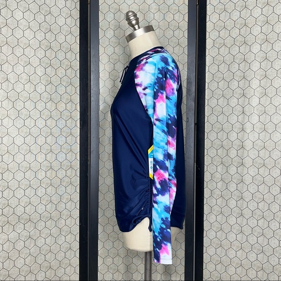 Free Country Sun Block Shirt - Picture 2 of 13